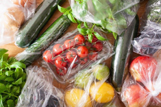 Fin des emballages plastiques des fruits et légumes : quel calendrier ?